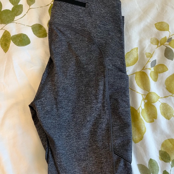 Lululemon Fast and Free High Rise Leggings - Picture 2 of 4